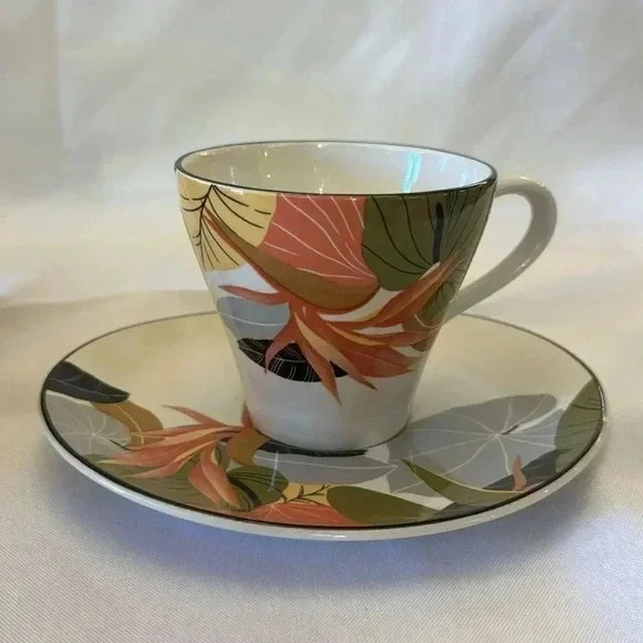 Gorgeous SANGO Larry Laslo MAUI Cup & Oval Saucer 8 pcs Hawaiian Flower - Picture 4 of 8